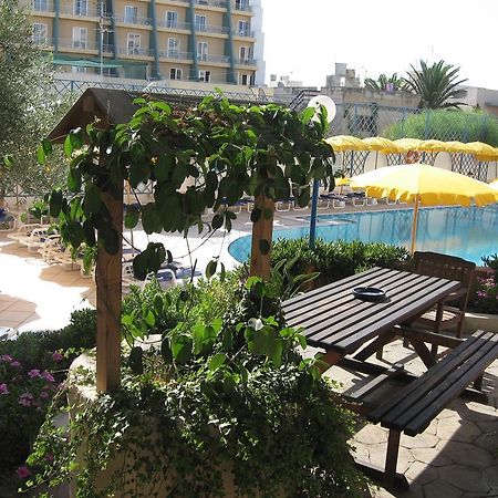 Club Salina Wharf Aparthotel Qawra Exterior foto