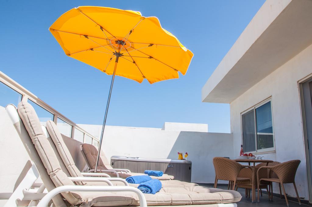Club Salina Wharf Aparthotel Qawra Quarto foto