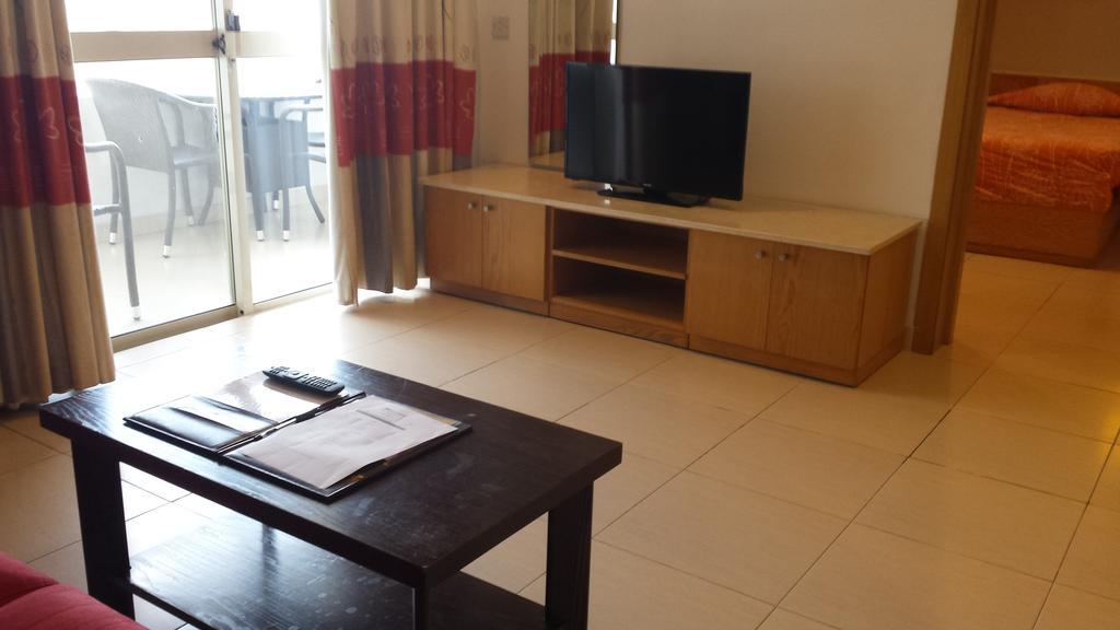 Club Salina Wharf Aparthotel Qawra Exterior foto